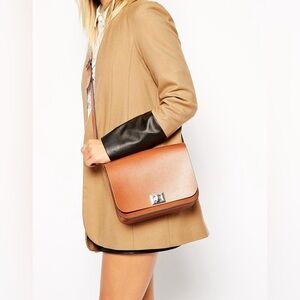 The Leather Satchel Co. Medium Pixie Crossbody Purse in Chestnut Brown